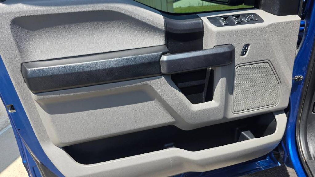 2017 Ford F-150 Image 19