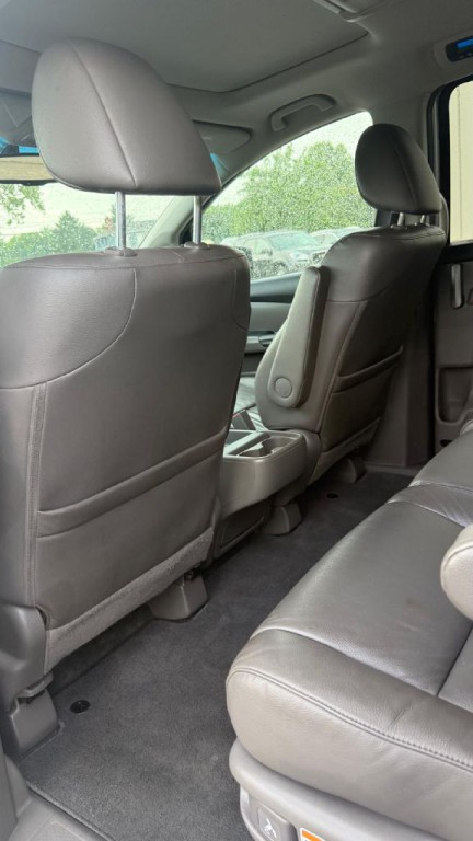 2011 Honda Odyssey Image 13