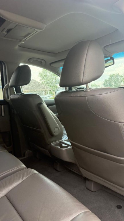 2011 Honda Odyssey Image 21