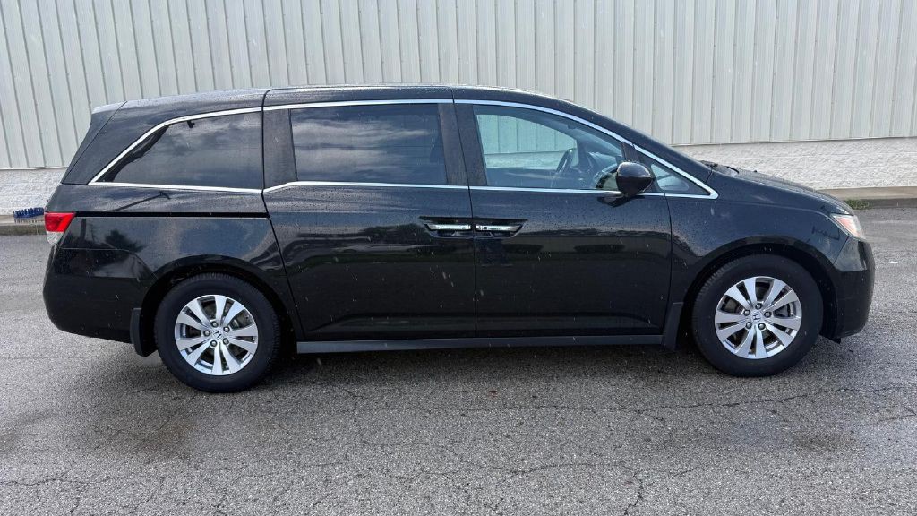 2016 Honda Odyssey Image 7