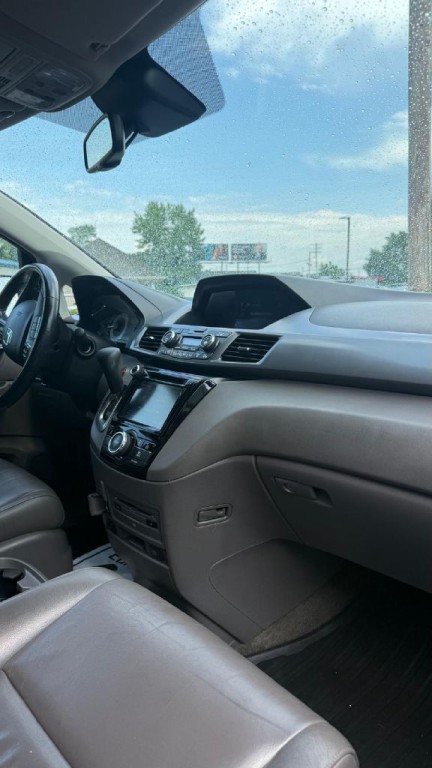2016 Honda Odyssey Image 21