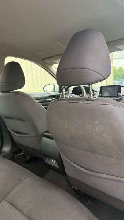 2020 Nissan Altima Image 18