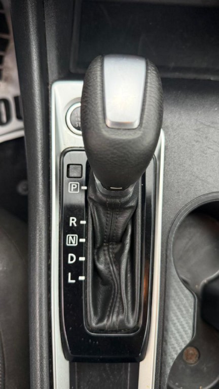 2020 Nissan Altima Image 22