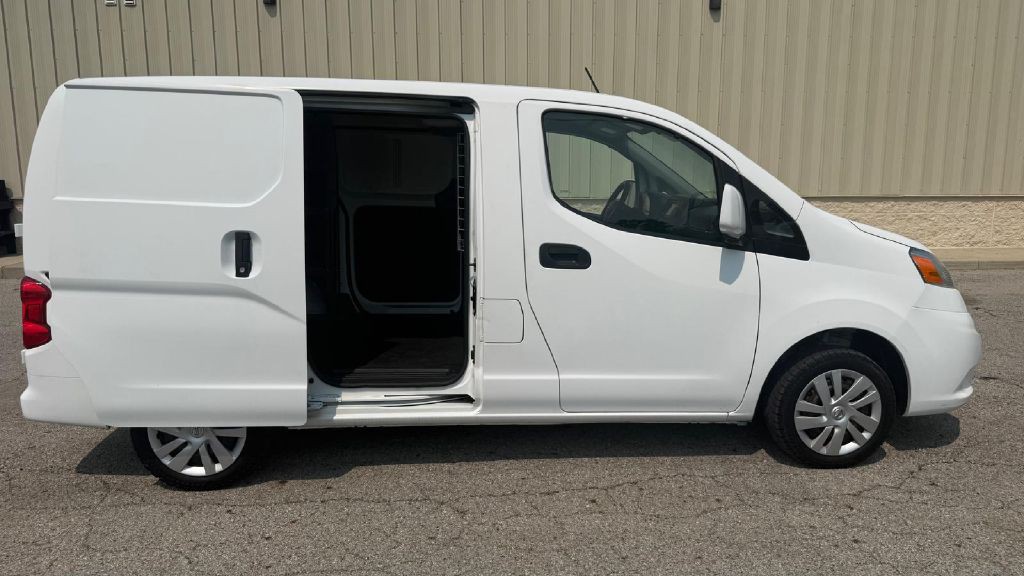 2018 Nissan NV200 Image 3
