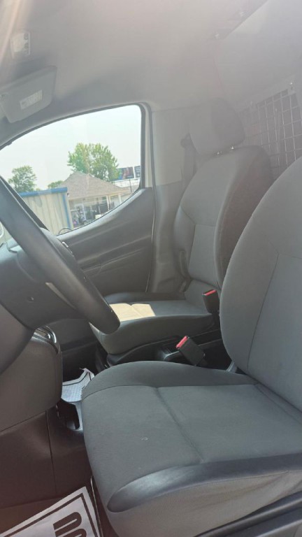 2018 Nissan NV200 Image 12