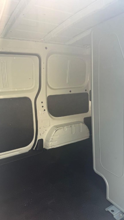 2018 Nissan NV200 Image 16