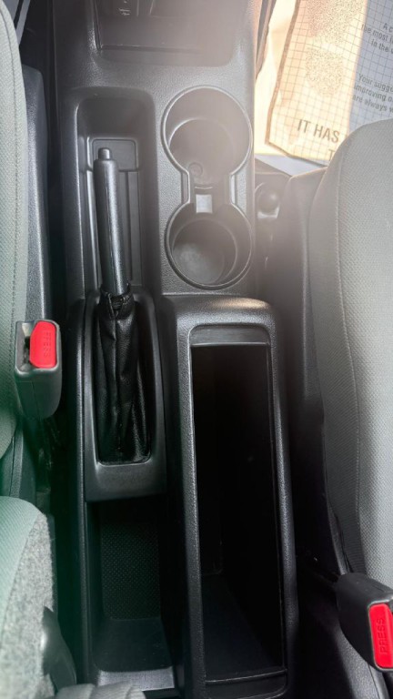 2018 Nissan NV200 Image 27