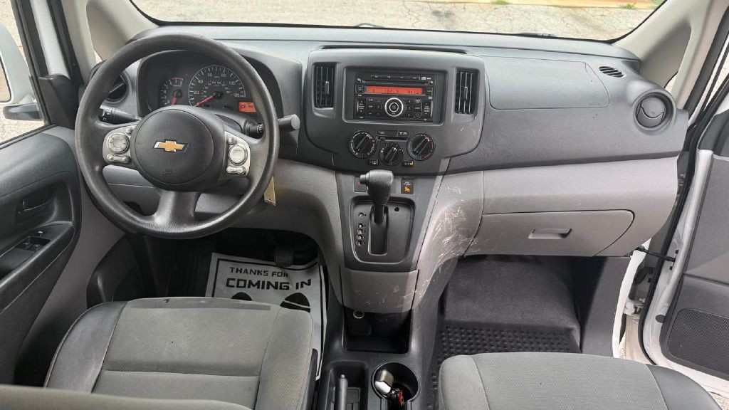 2015 Chevrolet Express Image 17