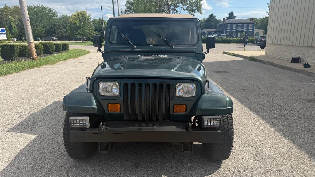 1993 Jeep Wrangler Image 8