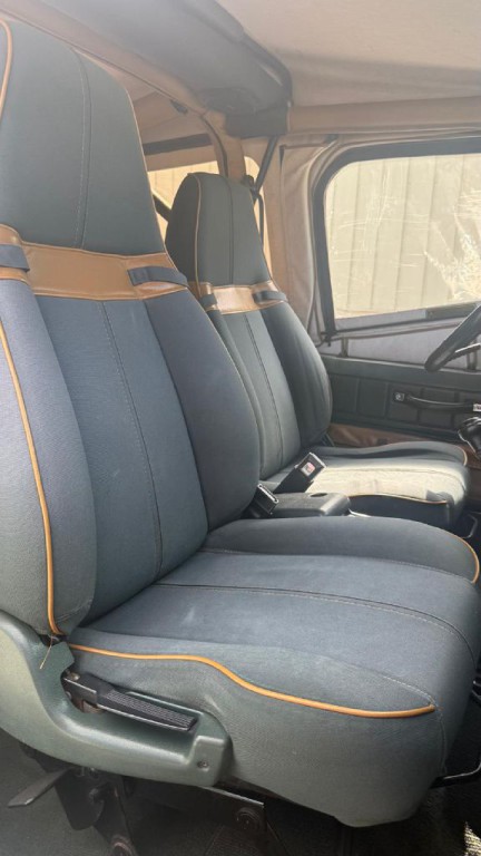 1993 Jeep Wrangler Image 11