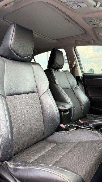 2014 Toyota Corolla Image 17