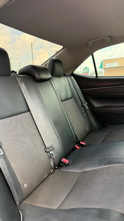 2014 Toyota Corolla Image 19
