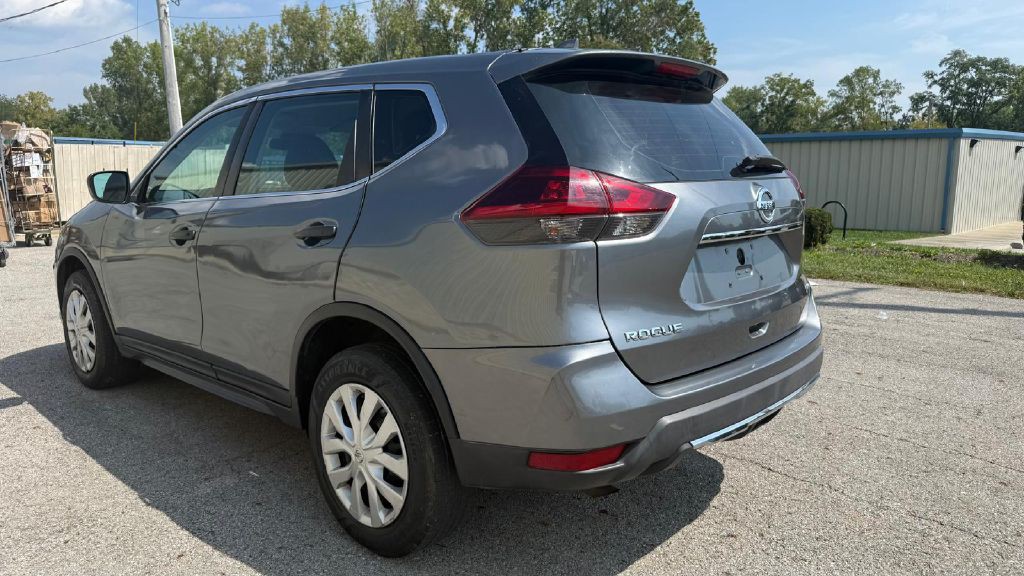 2020 Nissan Rogue Image 2