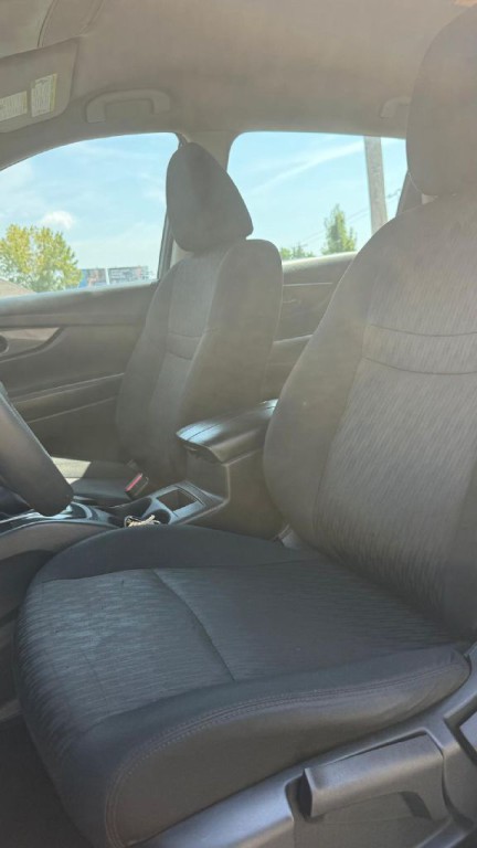 2020 Nissan Rogue Image 9