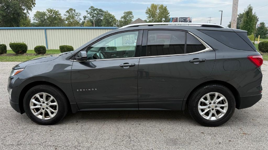 2018 Chevrolet Equinox Image 2