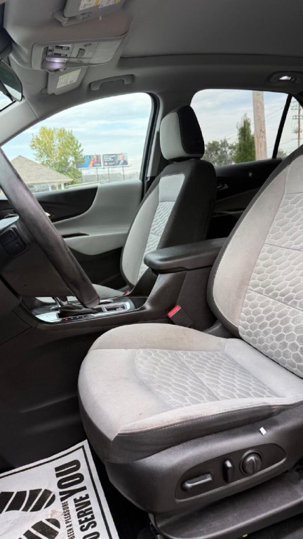2018 Chevrolet Equinox Image 9