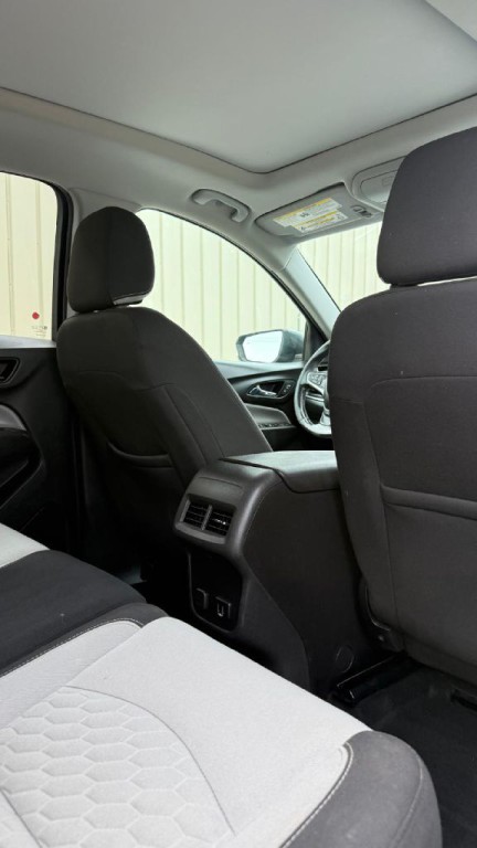2018 Chevrolet Equinox Image 18