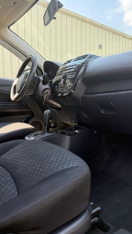 2015 Mitsubishi Mirage Image 16