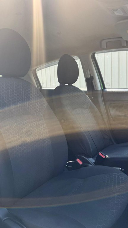 2015 Mitsubishi Mirage Image 17