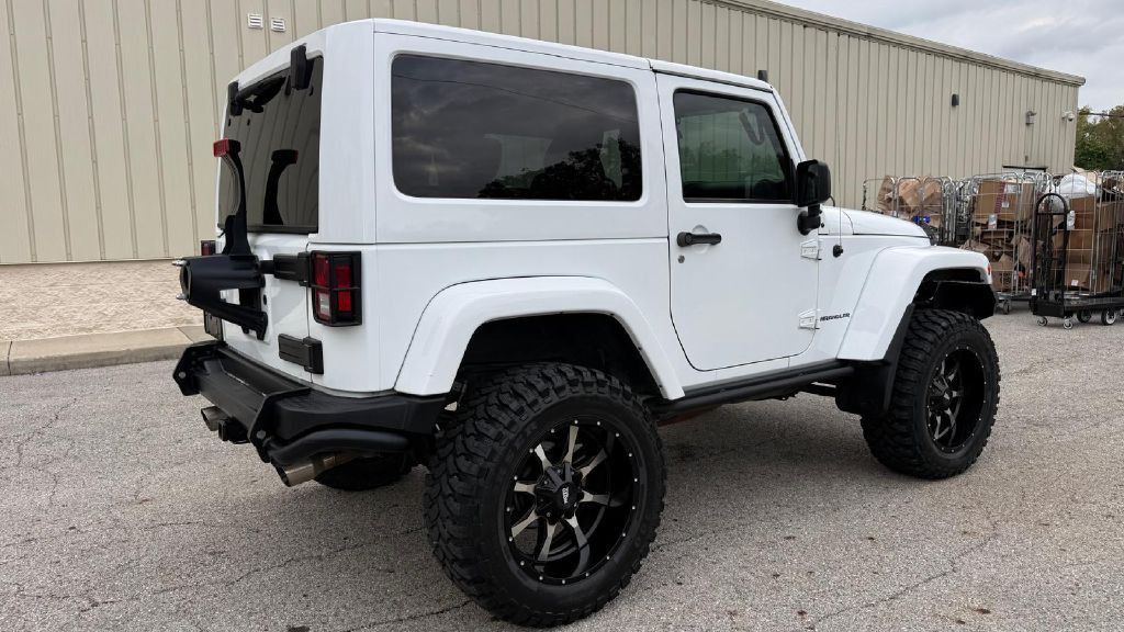2017 Jeep Wrangler Image 4