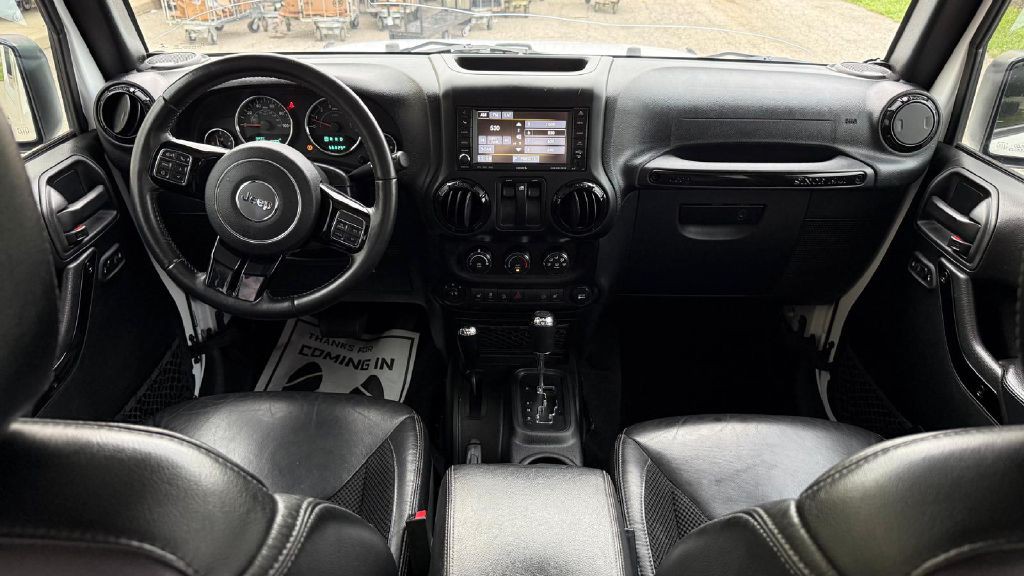 2017 Jeep Wrangler Image 11