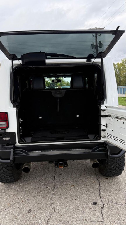 2017 Jeep Wrangler Image 12