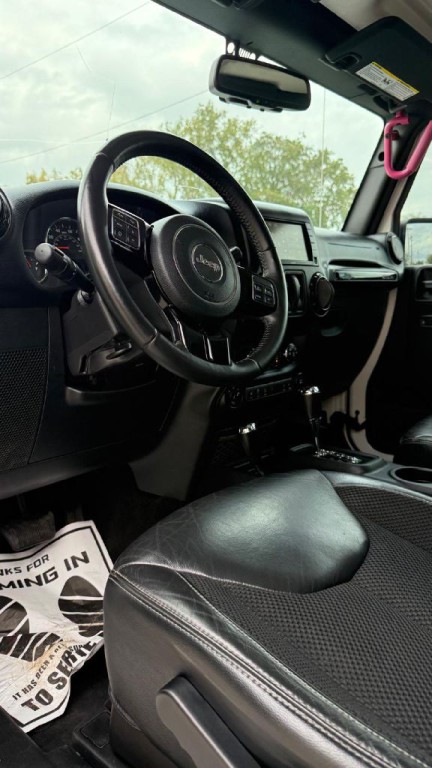 2017 Jeep Wrangler Image 22
