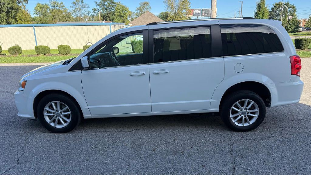 2018 Dodge Grand Caravan Image 2