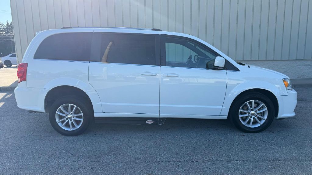 2018 Dodge Grand Caravan Image 3