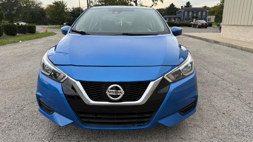 2021 Nissan Versa Image 7