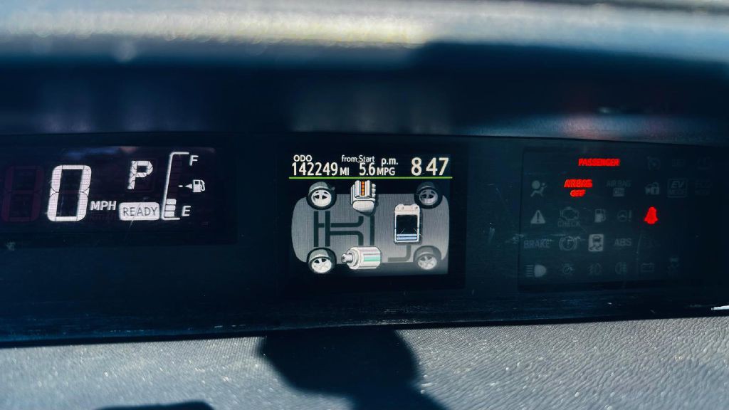2015 Toyota Prius Image 23
