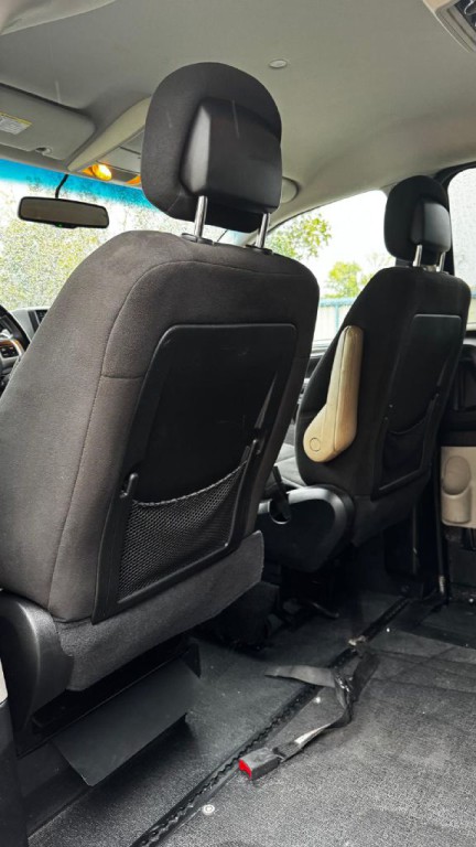 2017 Dodge Grand Caravan Image 12