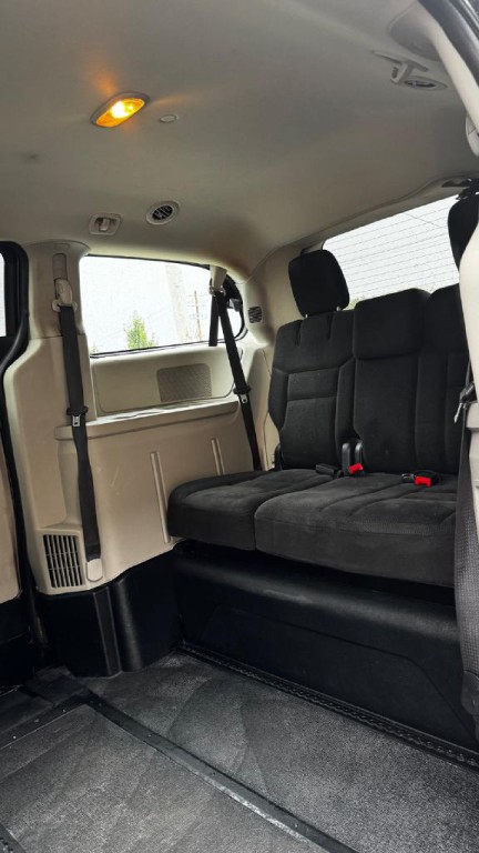 2017 Dodge Grand Caravan Image 13