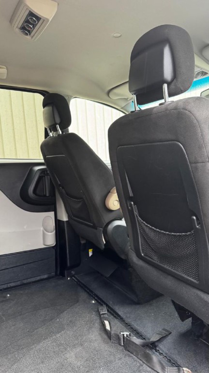 2017 Dodge Grand Caravan Image 22