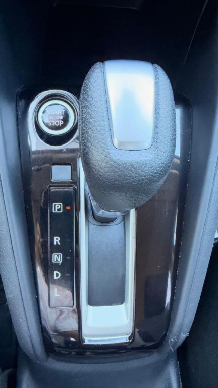 2021 Nissan Versa Image 22