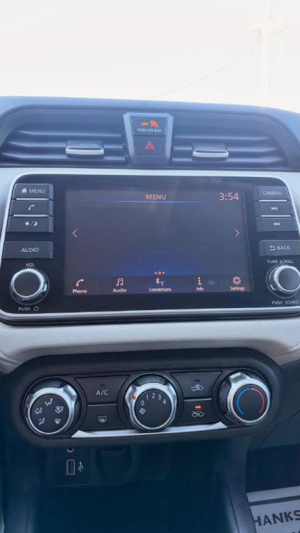2021 Nissan Versa Image 24
