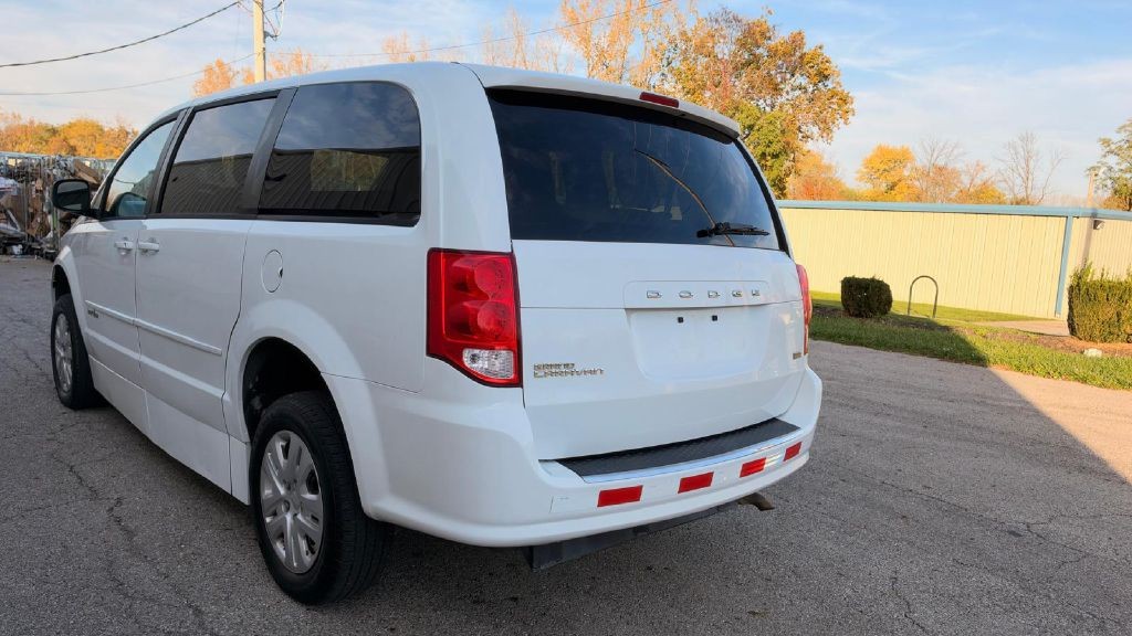 2014 Dodge Grand Caravan Image 3