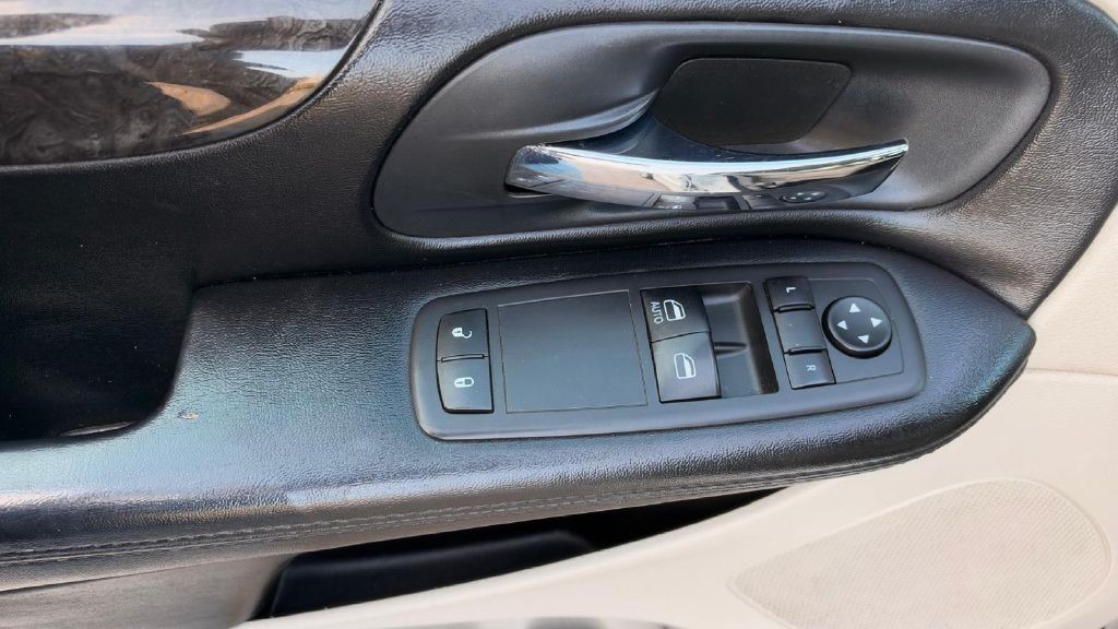 2014 Dodge Grand Caravan Image 10