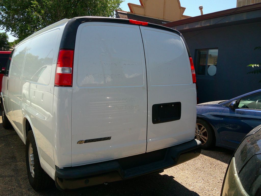 2020 Chevrolet Express Image 2