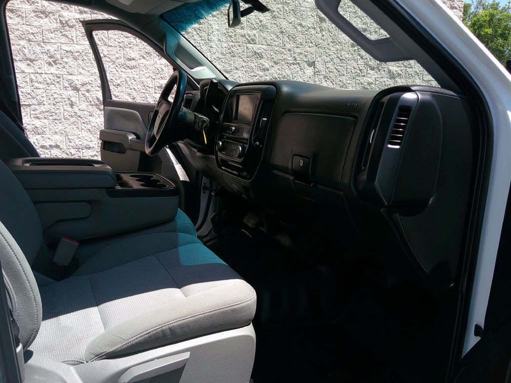 2018 Chevrolet Silverado 1500 Image 9