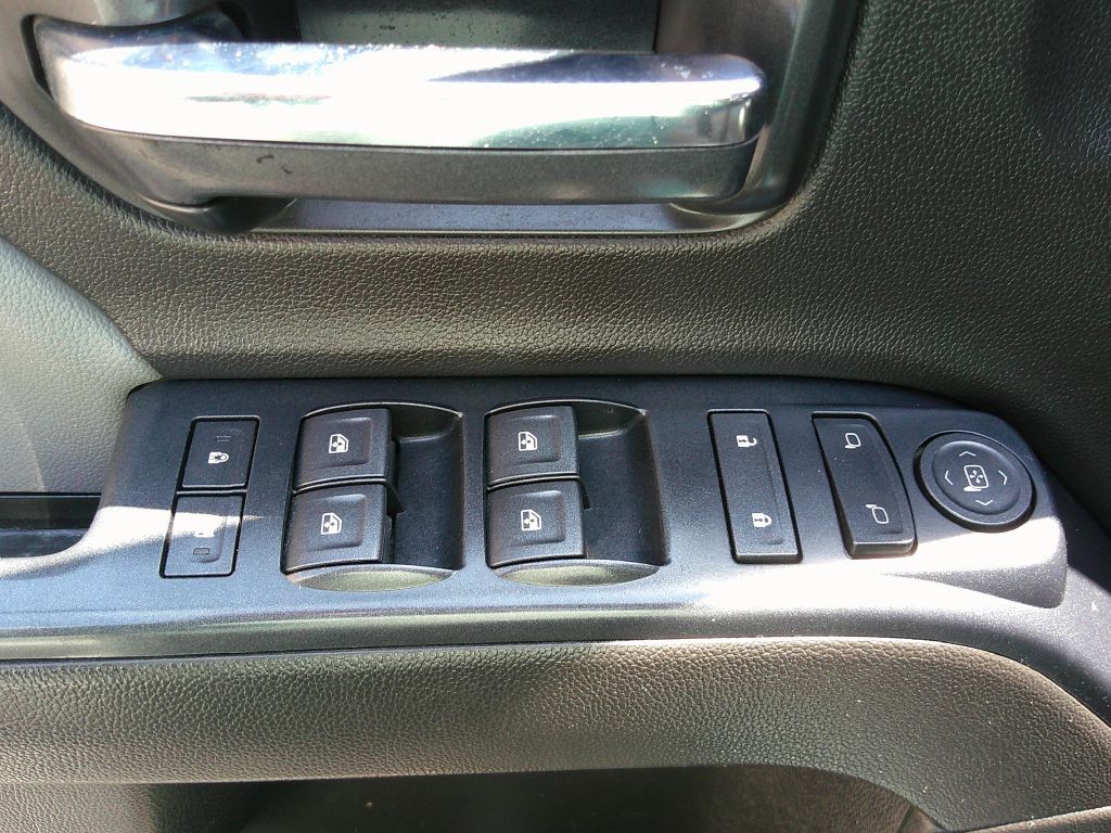 2018 Chevrolet Silverado 1500 Image 12