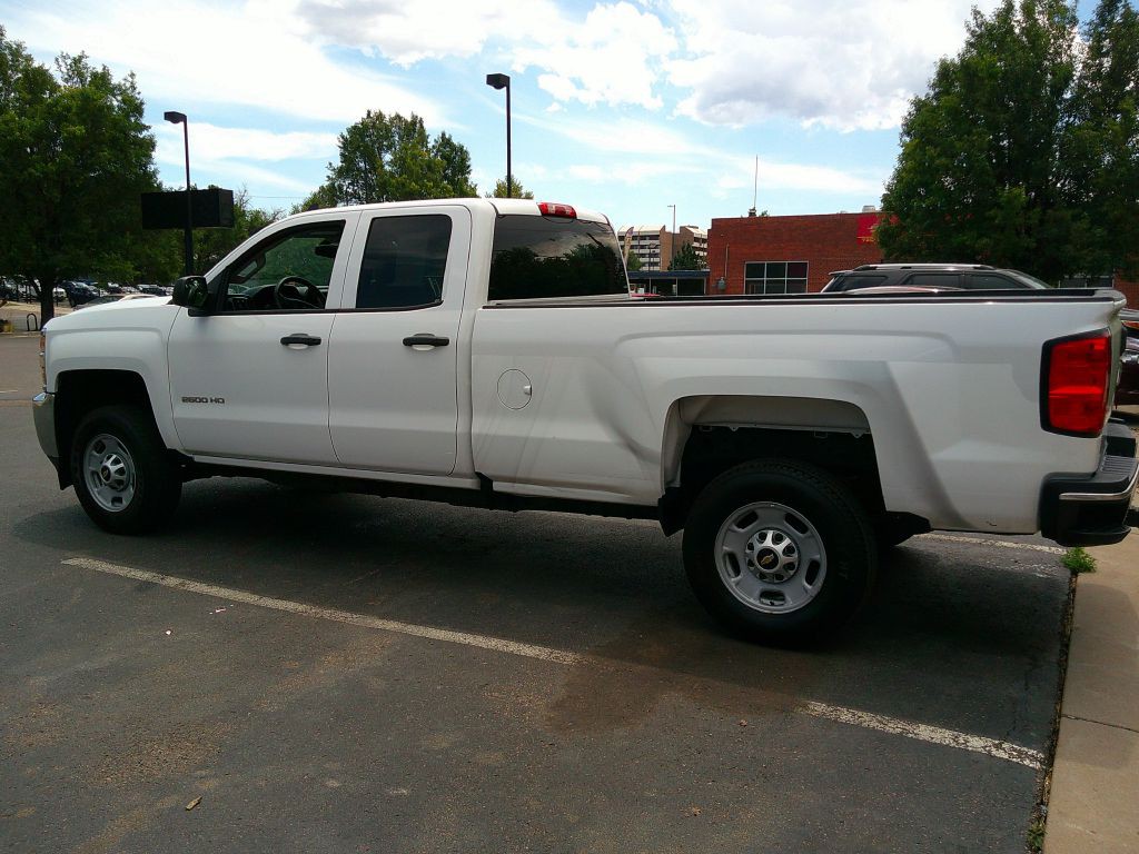 2017 Chevrolet Silverado 1500 Image 4