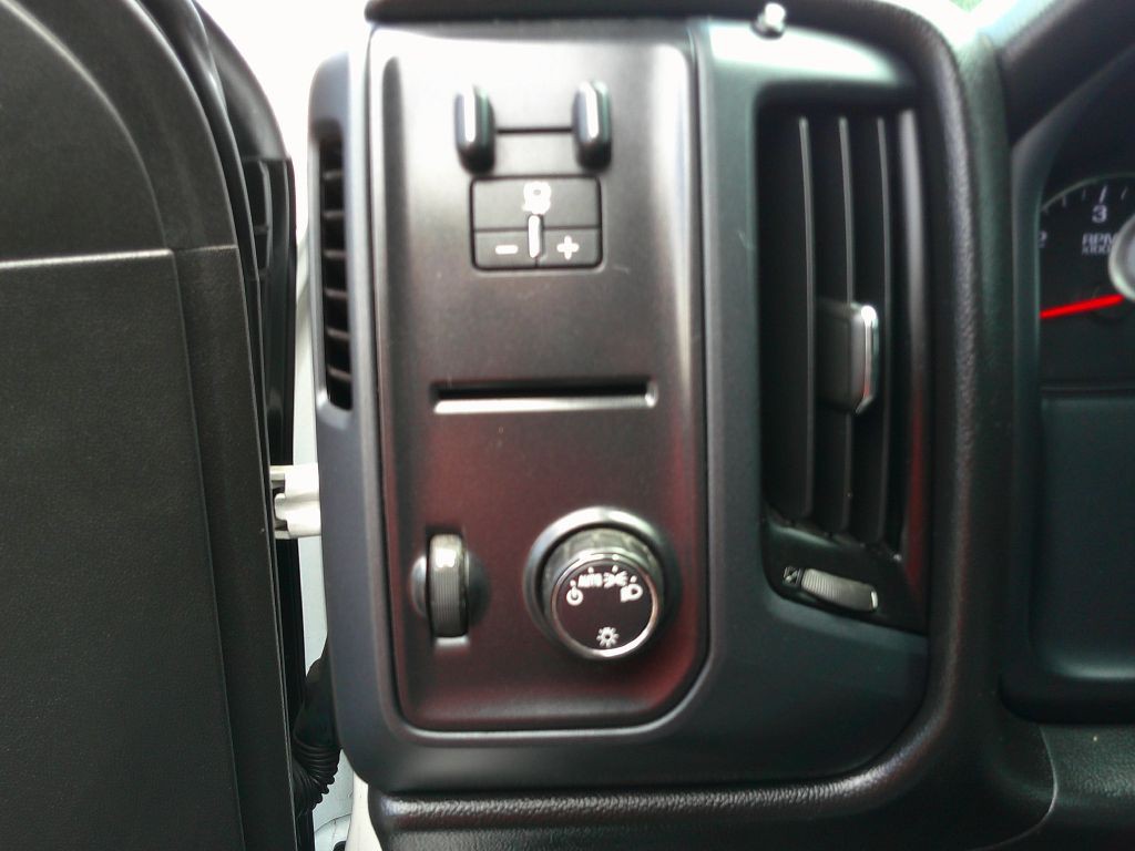 2017 Chevrolet Silverado 1500 Image 11