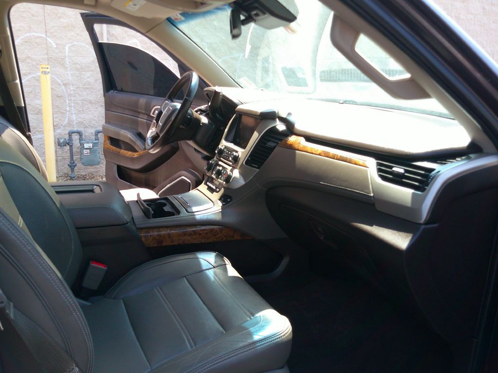 2015 GMC Yukon Image 9