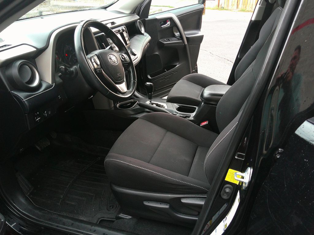 2018 Toyota Rav4 Image 9