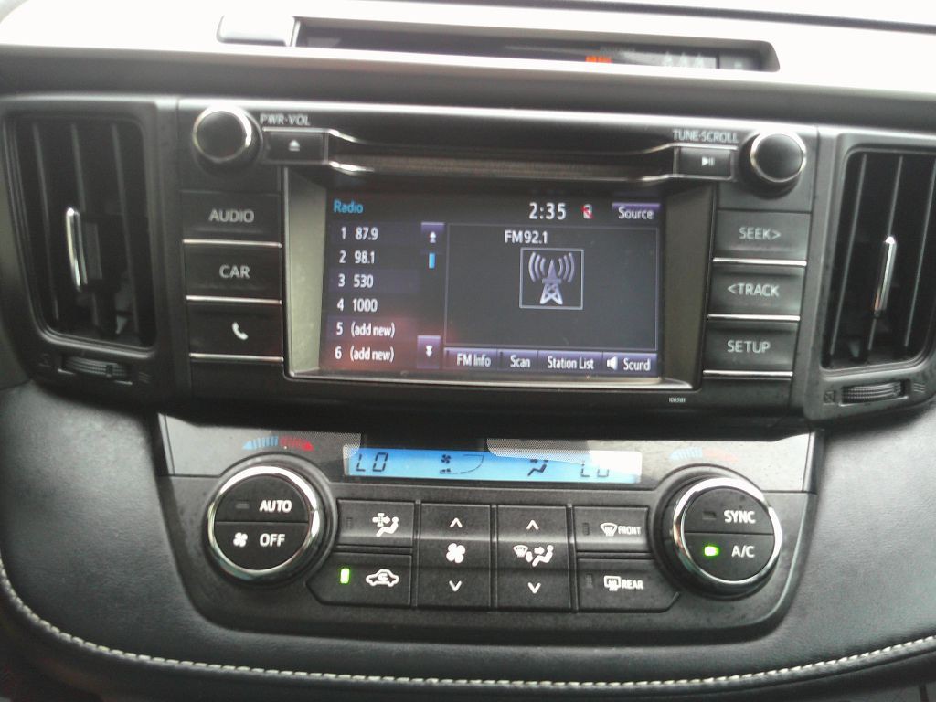 2018 Toyota Rav4 Image 14