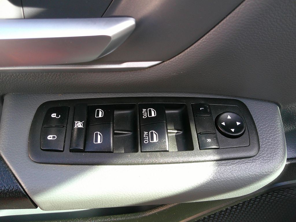 2022 RAM 1500 Image 12
