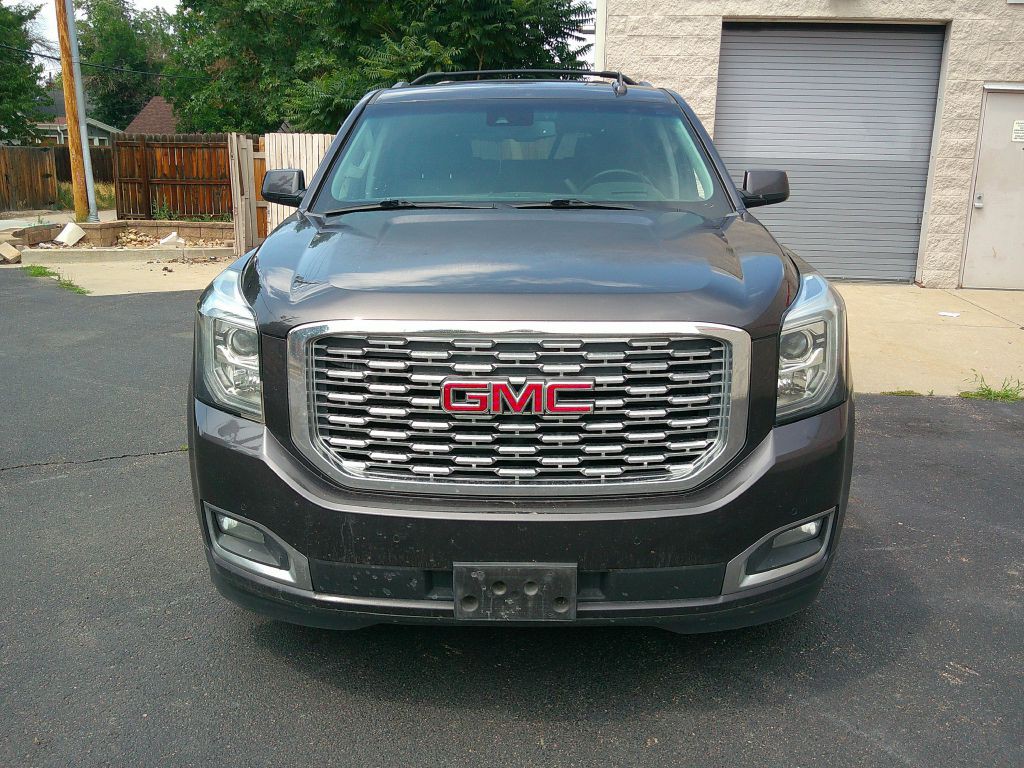 2018 GMC Yukon Image 2