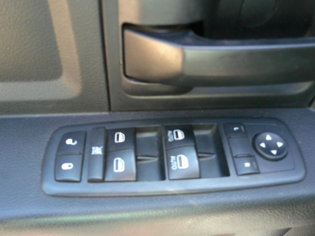 2018 RAM 2500 Image 13