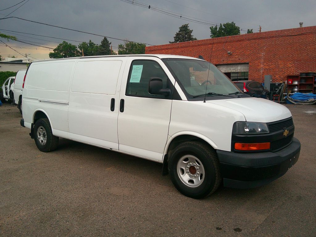 2019 Chevrolet Express Image 6